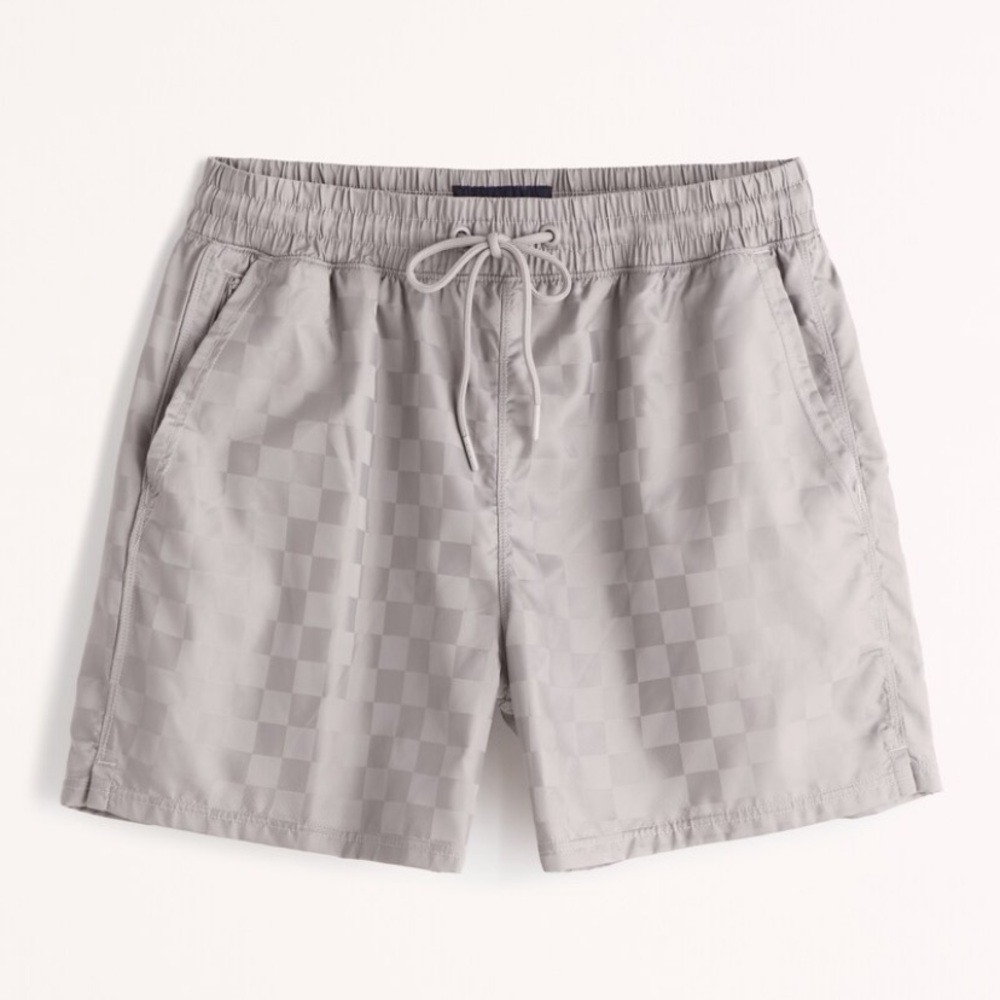 Abercrombie and Fitch 6in Grey Checkerboard Shorts size XS